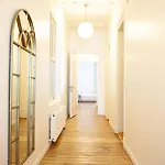 Casas Con Fresco - Stunning Spacious In Prime Location