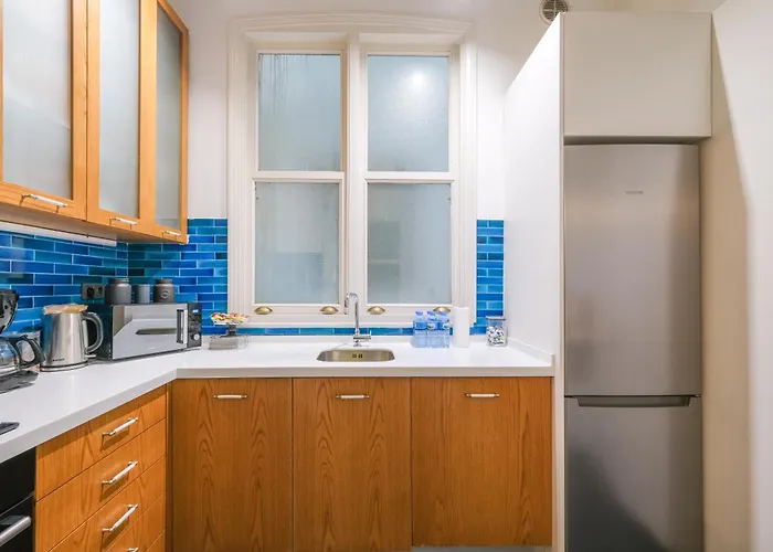 Casas Con Fresco - Stunning Spacious In Prime Location 4* Istanbul