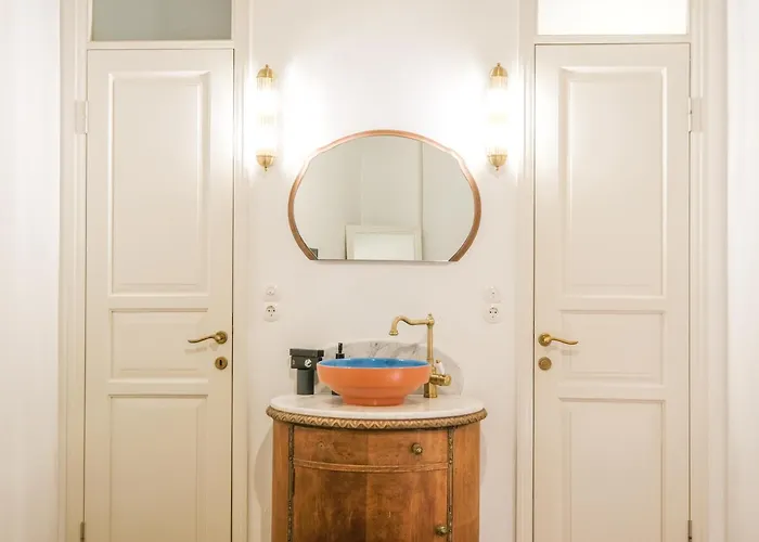 Casas Con Fresco - Stunning Spacious In Prime Location Istanbul