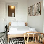 Casas Con Fresco - Stunning Spacious In Prime Location Istanboel