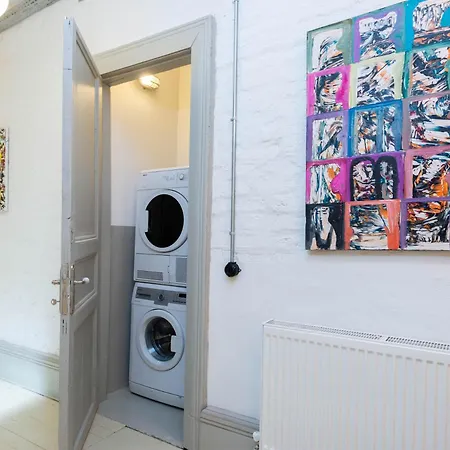 Hotel apartamentowy Casas Con Fresco - Stunning Spacious In Prime Location