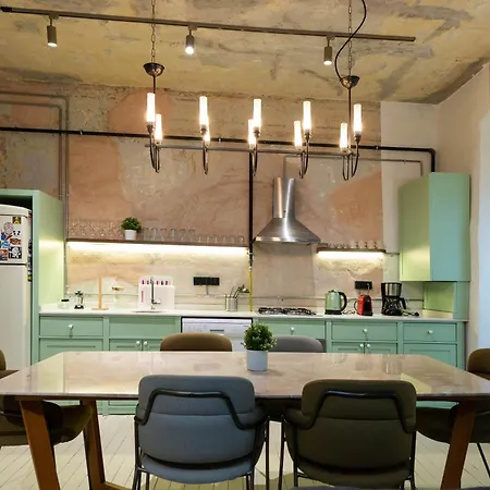 Casas Con Fresco - Stunning Spacious In Prime Location Istanbul