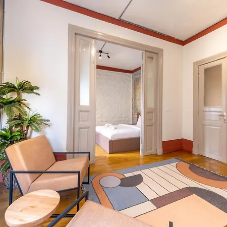 Hotel apartamentowy Casas Con Fresco - Stunning Spacious In Prime Location