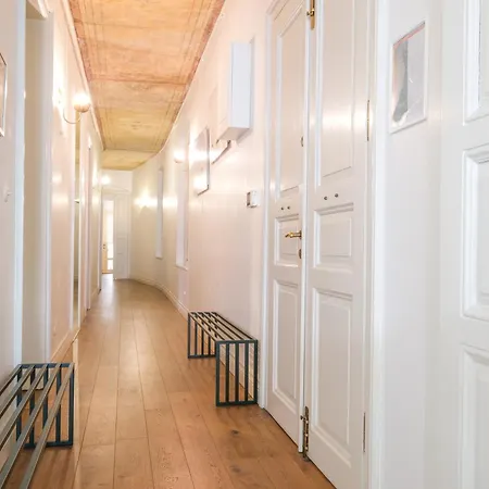 Aparthotel Casas Con Fresco - Stunning Spacious In Prime Location *