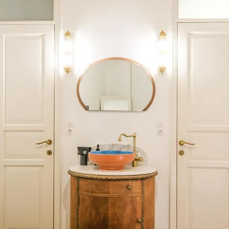 Casas Con Fresco - Stunning Spacious In Prime Location Istanbul