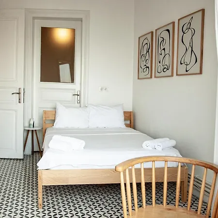 Casas Con Fresco - Stunning Spacious In Prime Location Istanbul