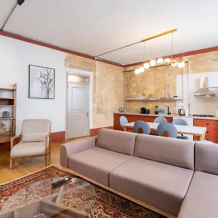 Aparthotel Casas Con Fresco - Stunning Spacious In Prime Location Istanbul