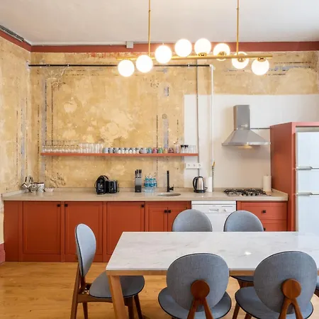 Hotel apartamentowy Casas Con Fresco - Stunning Spacious In Prime Location